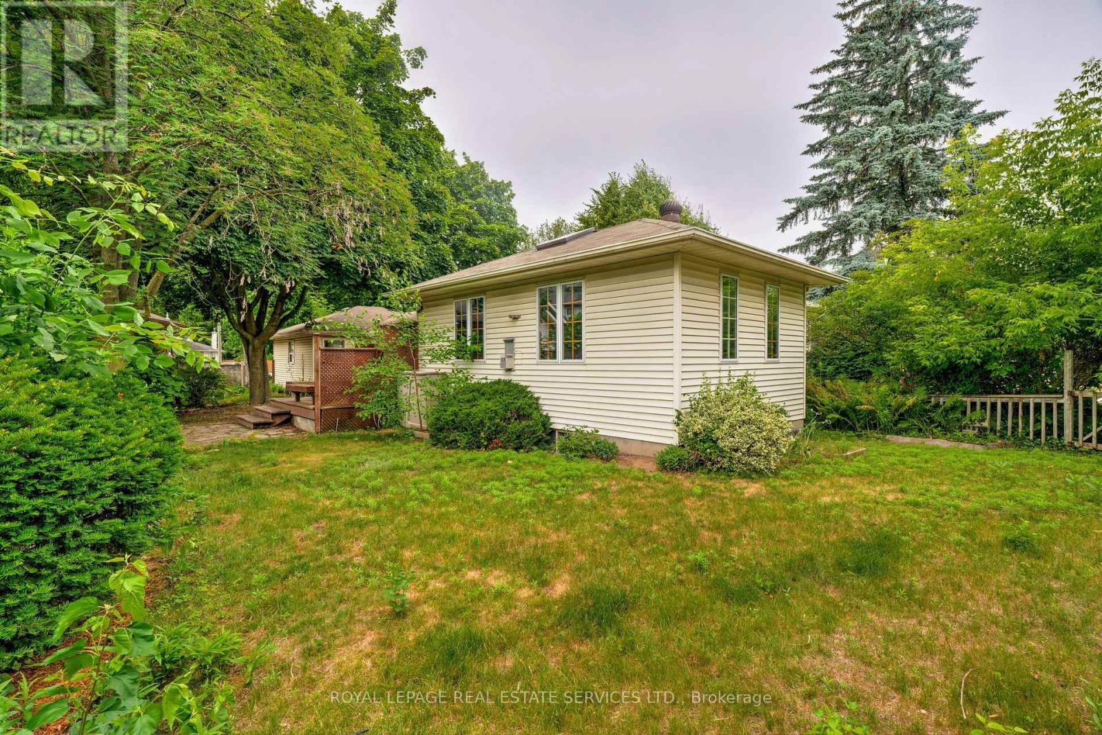 478 Avon Crescent, Oakville, Ontario  L6J 2T4 - Photo 33 - W12936122