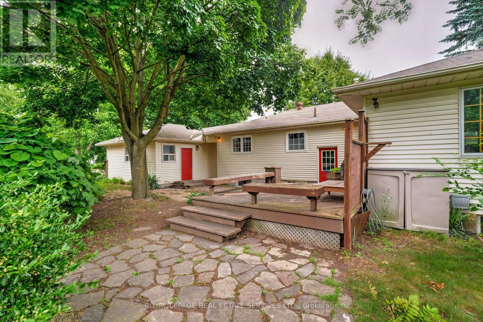 478 Avon Crescent, Oakville, Ontario  L6J 2T4 - Photo 37 - W12936122