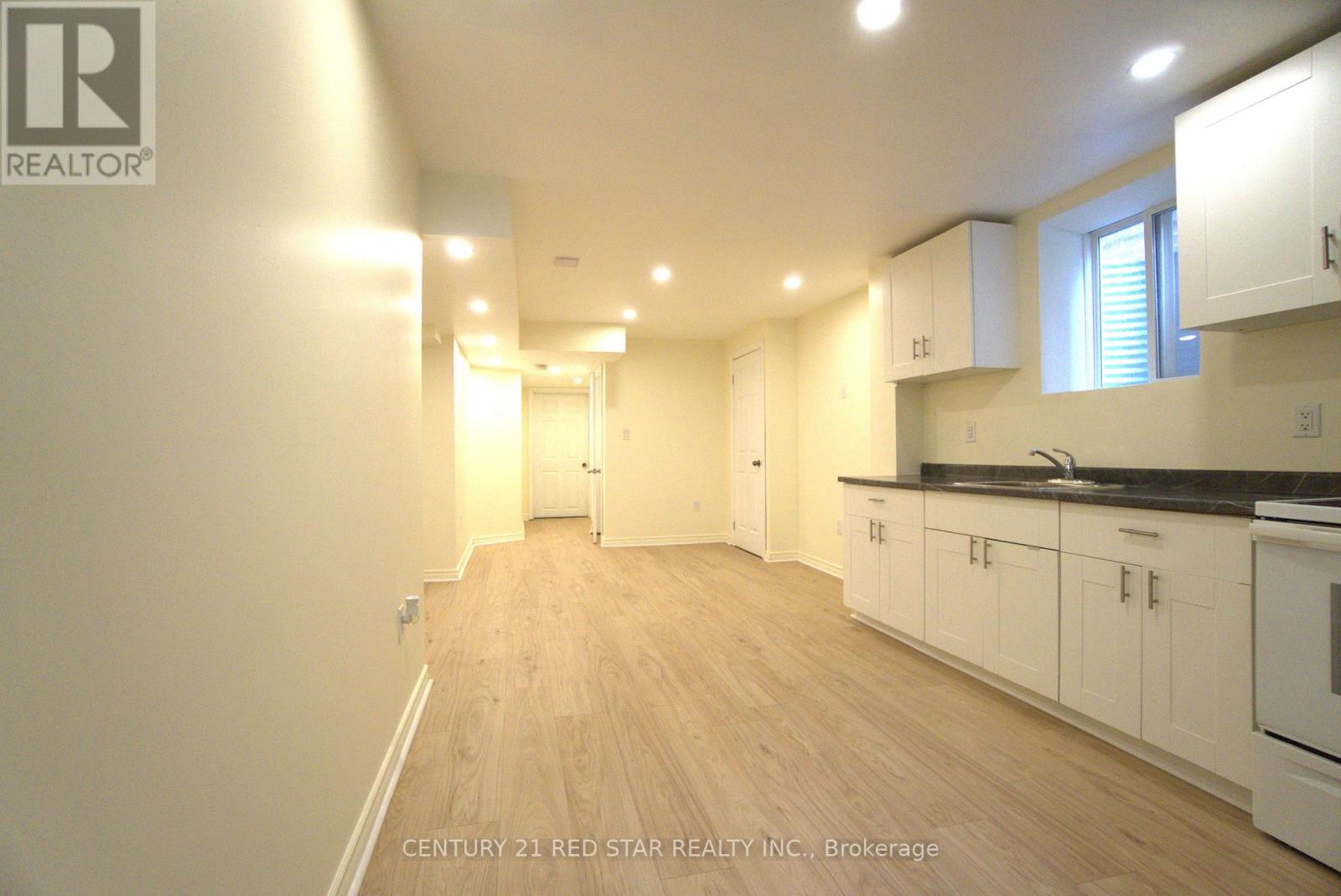 521 YATES DRIVE, Milton, Ontario