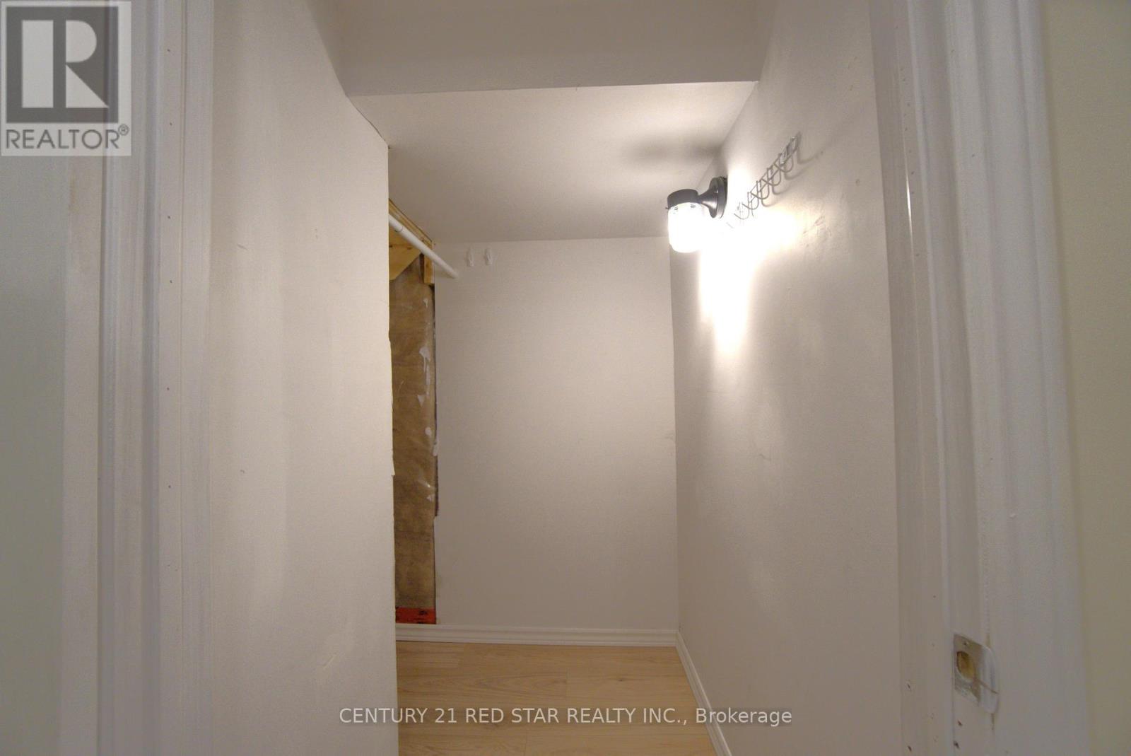 521 Yates Drive, Milton, Ontario  L9T 8Z7 - Photo 13 - W12936172