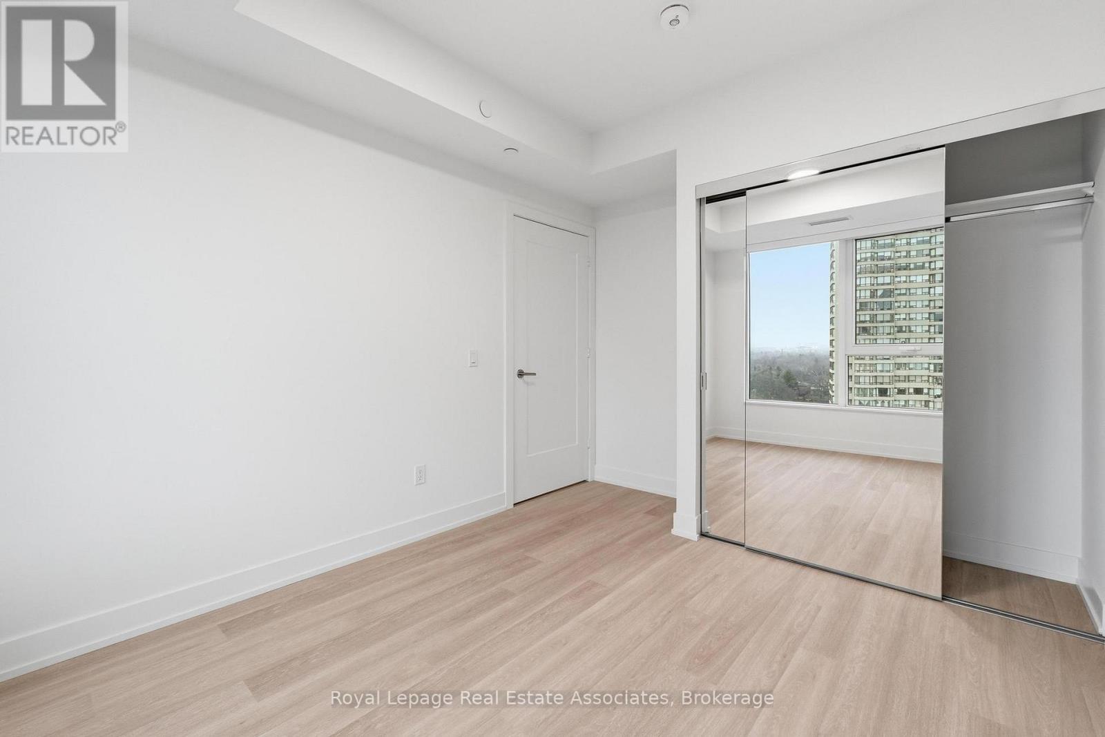 1302 - 25 Cordova Avenue, Toronto, Ontario  M9A 0E5 - Photo 13 - W12936174