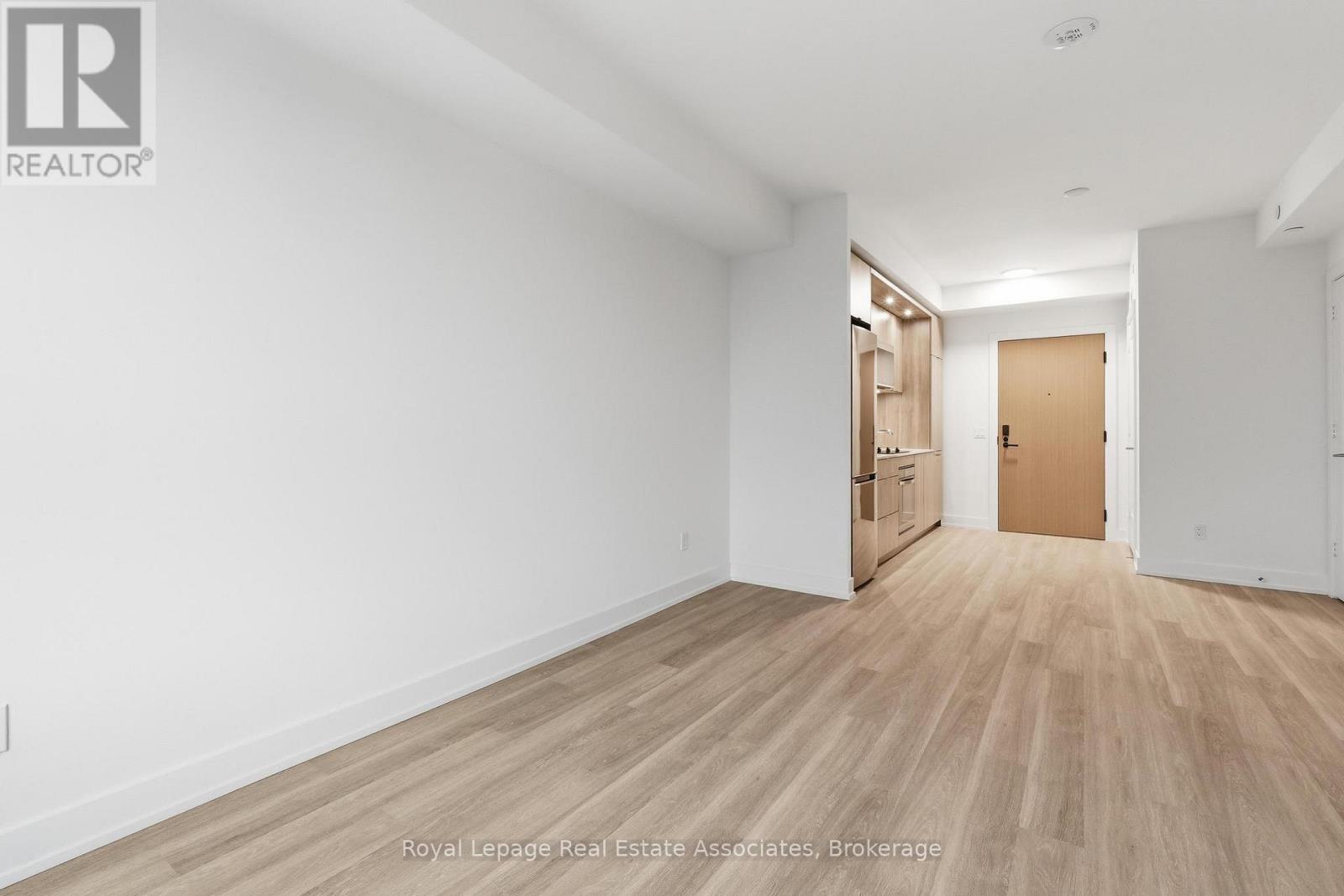 1302 - 25 Cordova Avenue, Toronto, Ontario  M9A 0E5 - Photo 7 - W12936174