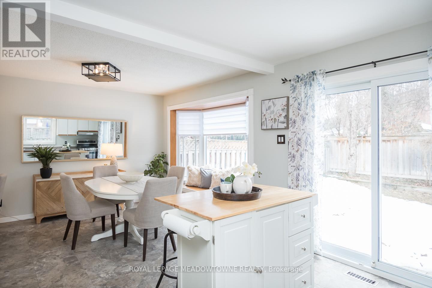 833 Laurier Avenue, Milton, Ontario  L9T 4H4 - Photo 17 - W12936218