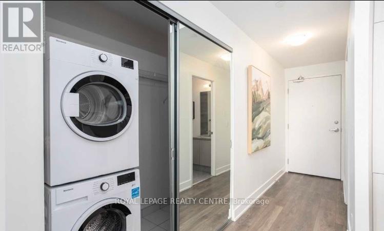 606 - 297 Oak Walk Drive, Oakville, Ontario  L6H 3R6 - Photo 8 - W12936232