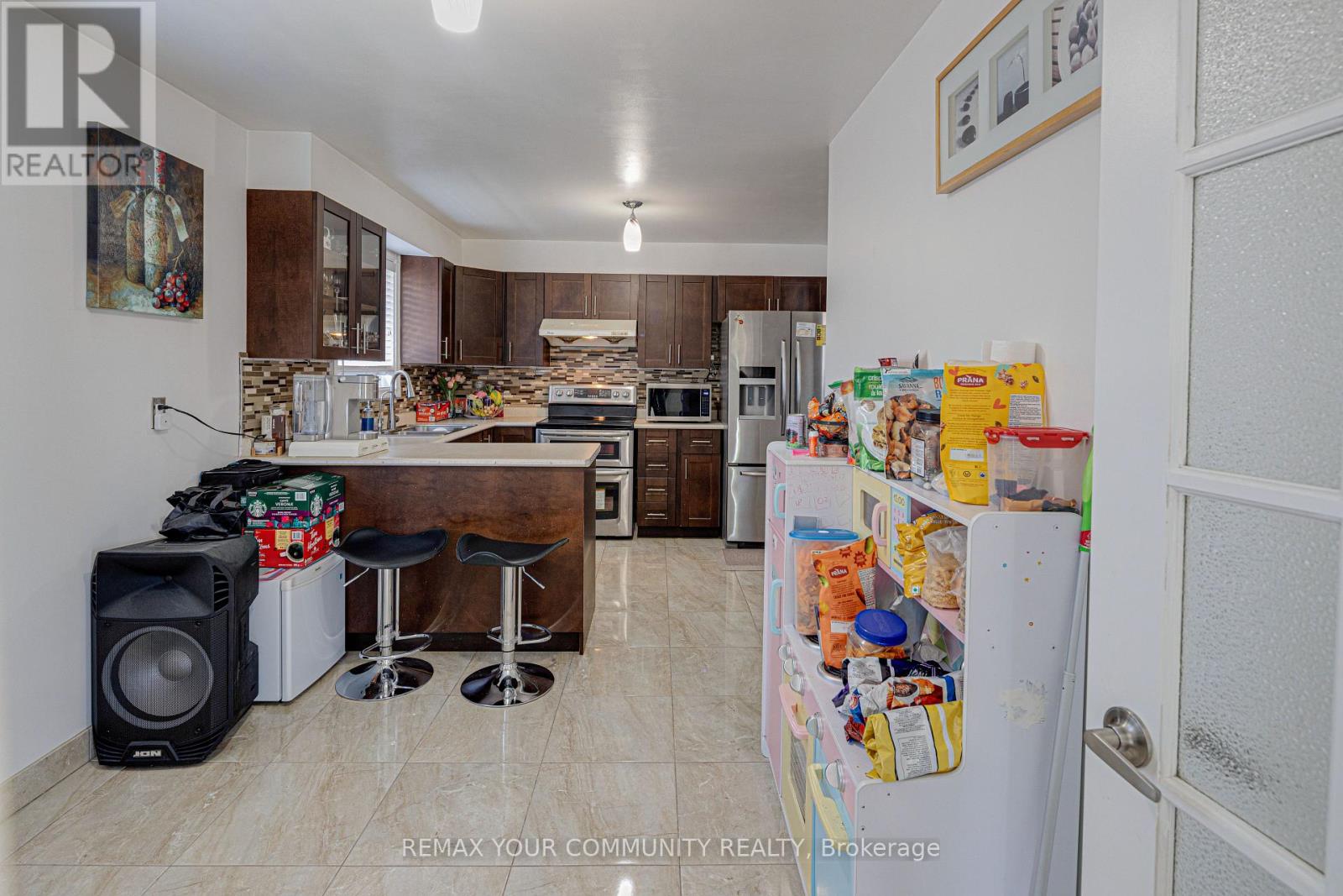 270 Grandravine Drive, Toronto, Ontario  M3N 1J3 - Photo 12 - W12936288