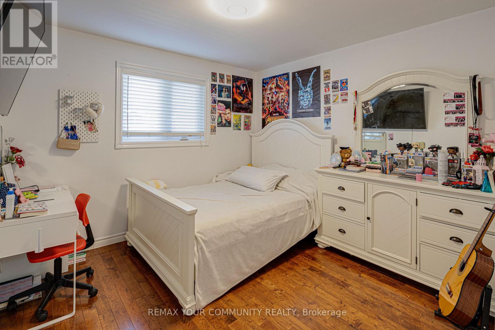 270 Grandravine Drive, Toronto, Ontario  M3N 1J3 - Photo 24 - W12936288