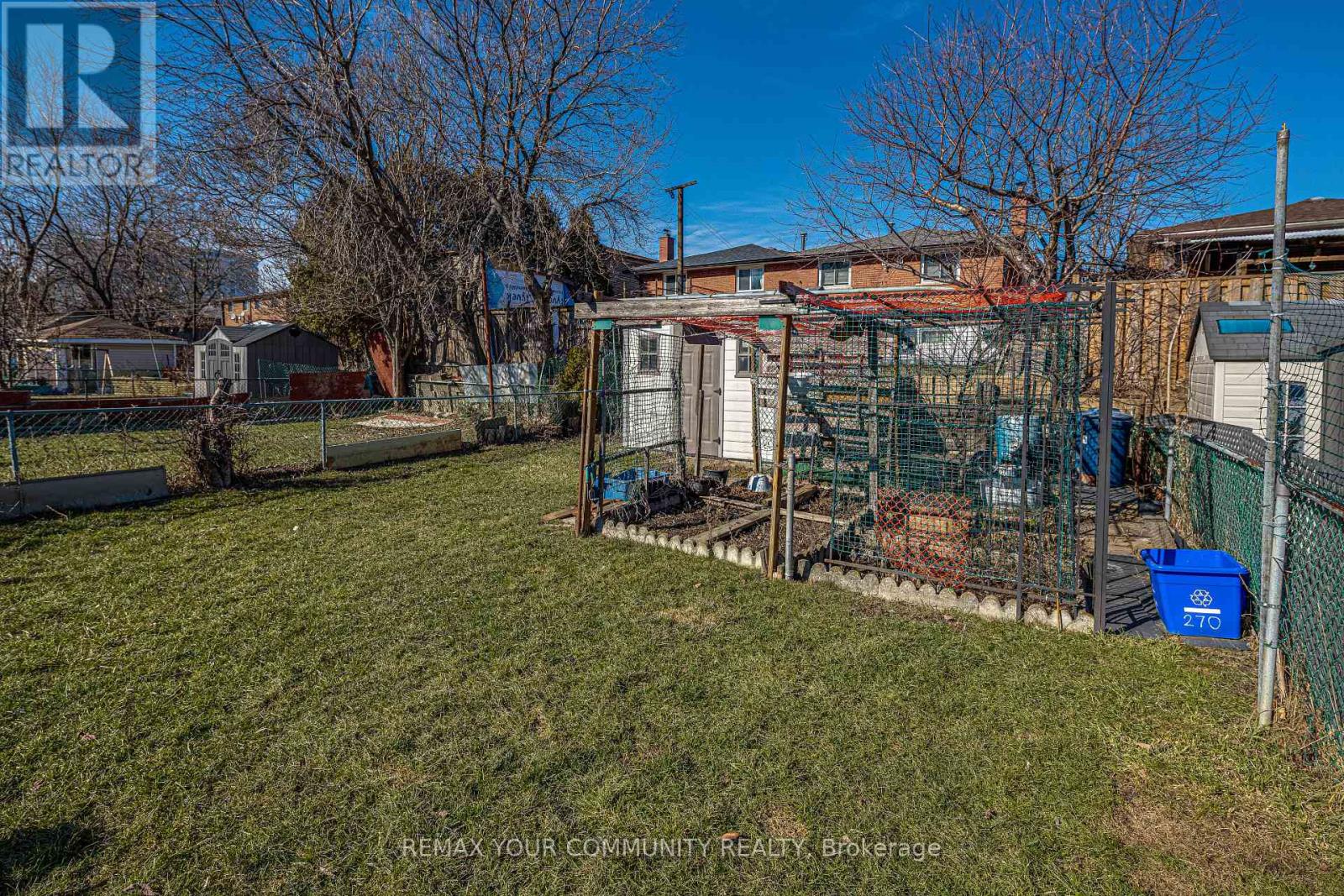 270 Grandravine Drive, Toronto, Ontario  M3N 1J3 - Photo 29 - W12936288