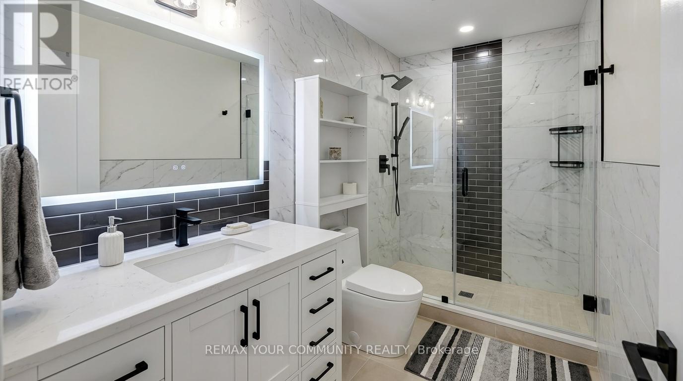 270 Grandravine Drive, Toronto, Ontario  M3N 1J3 - Photo 32 - W12936288