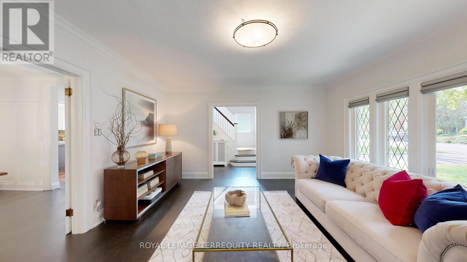 65 Burnhamthorpe Crescent, Toronto, Ontario  M9A 1G6 - Photo 12 - W12936294