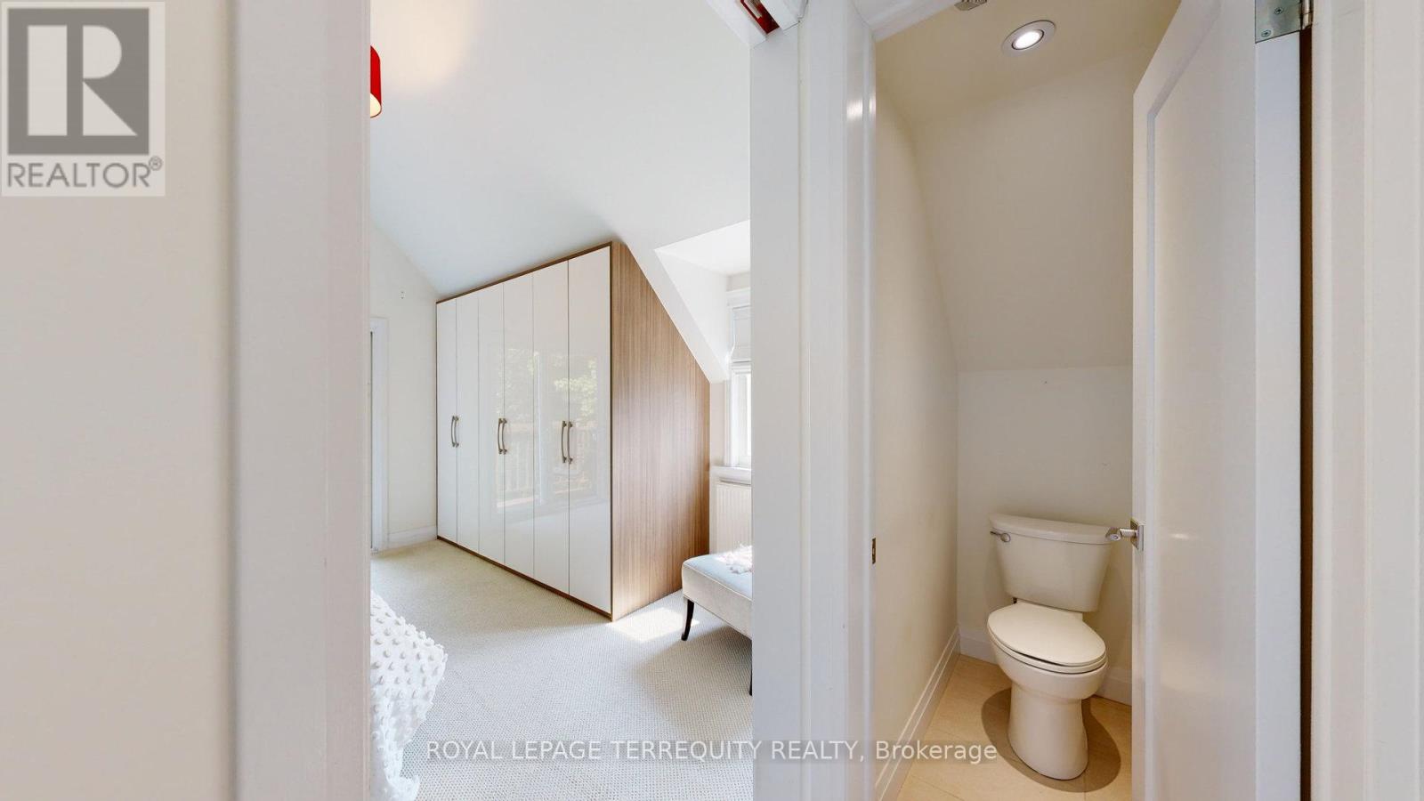 65 Burnhamthorpe Crescent, Toronto, Ontario  M9A 1G6 - Photo 25 - W12936294