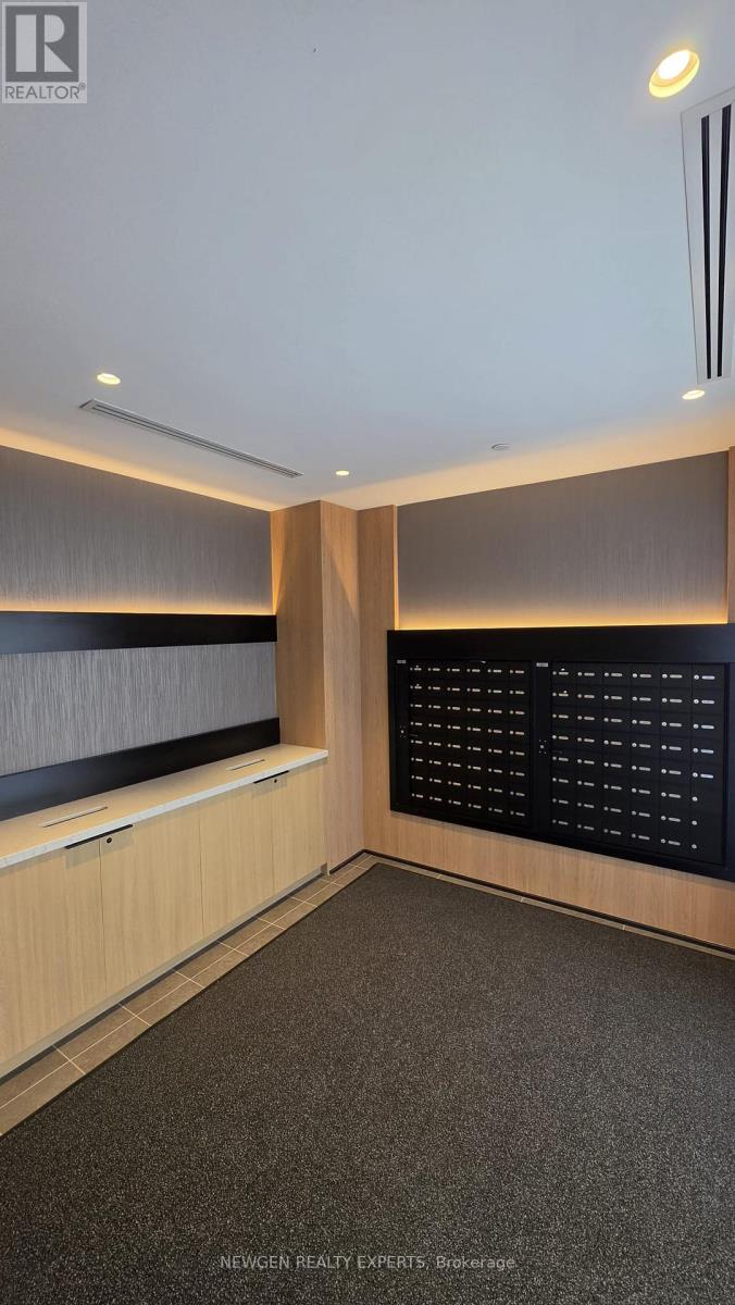 801 - 750 Whitlock Avenue, Milton, Ontario  L9E 2B4 - Photo 7 - W12936298