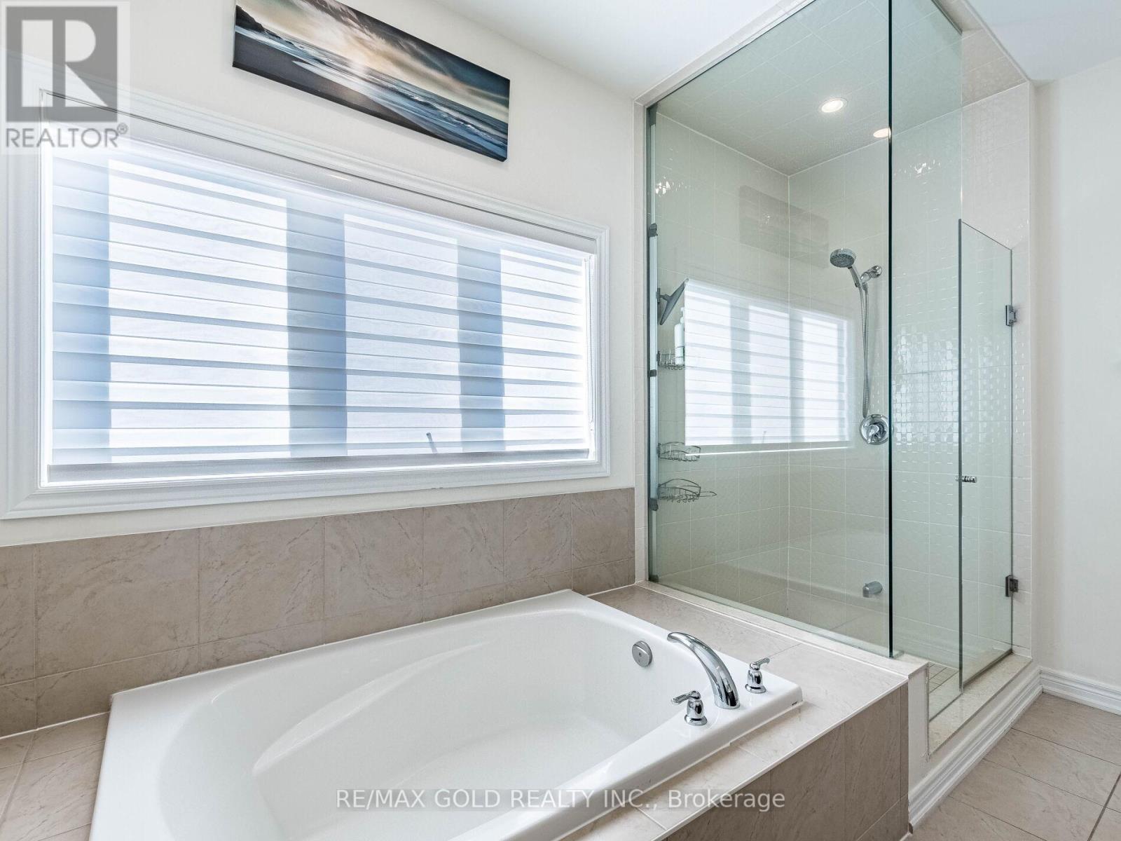 520 Veterans Drive, Brampton, Ontario  L7A 5A7 - Photo 25 - W12936304