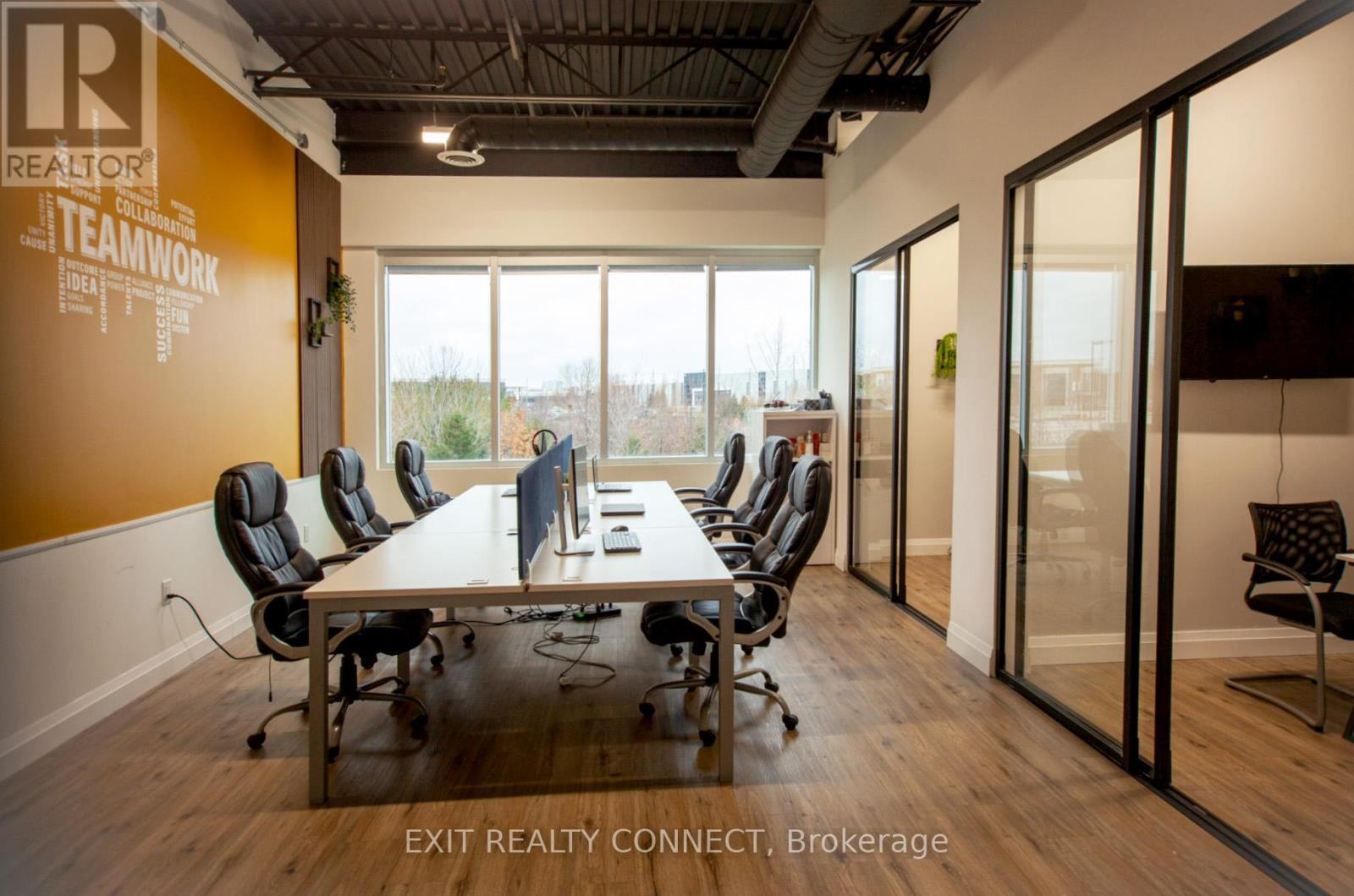 209 - 3485 Rebecca Street, Oakville, Ontario  L6L 6X9 - Photo 15 - W12936332