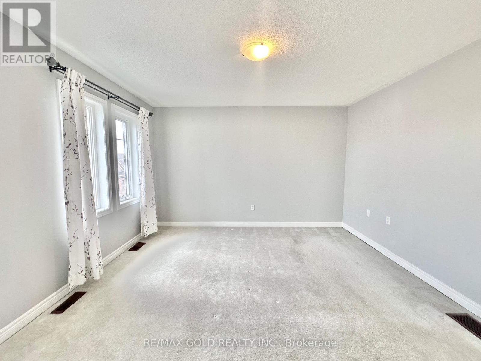 15 - 2361 Parkhaven Boulevard, Oakville, Ontario  L6H 7S7 - Photo 20 - W12936340