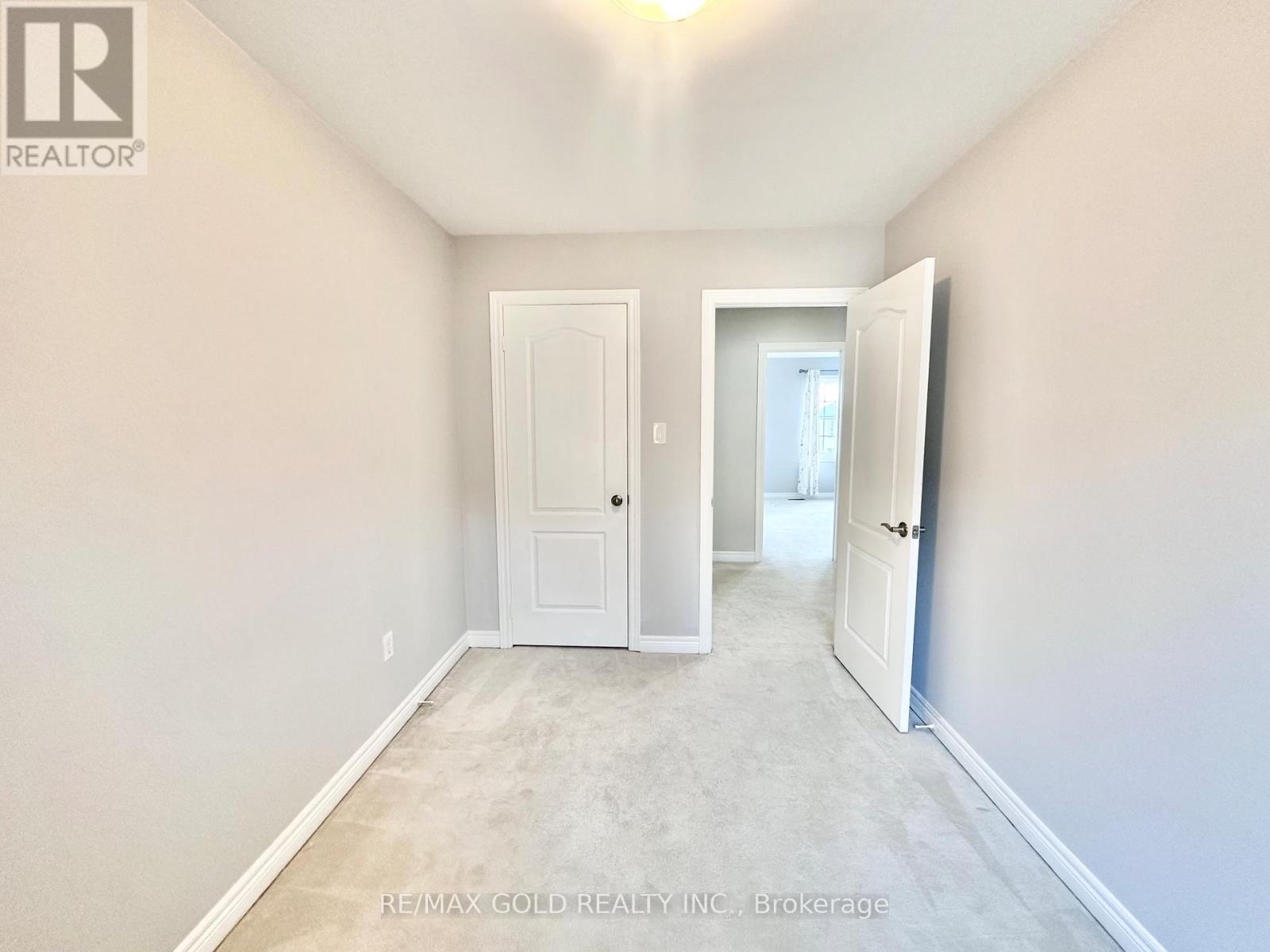 15 - 2361 Parkhaven Boulevard, Oakville, Ontario  L6H 7S7 - Photo 25 - W12936340