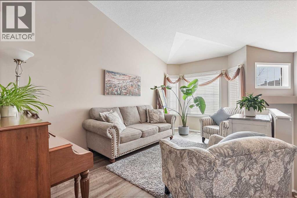 41 Heritage Circle W, Lethbridge, Alberta  T1K 7M8 - Photo 5 - A2297061