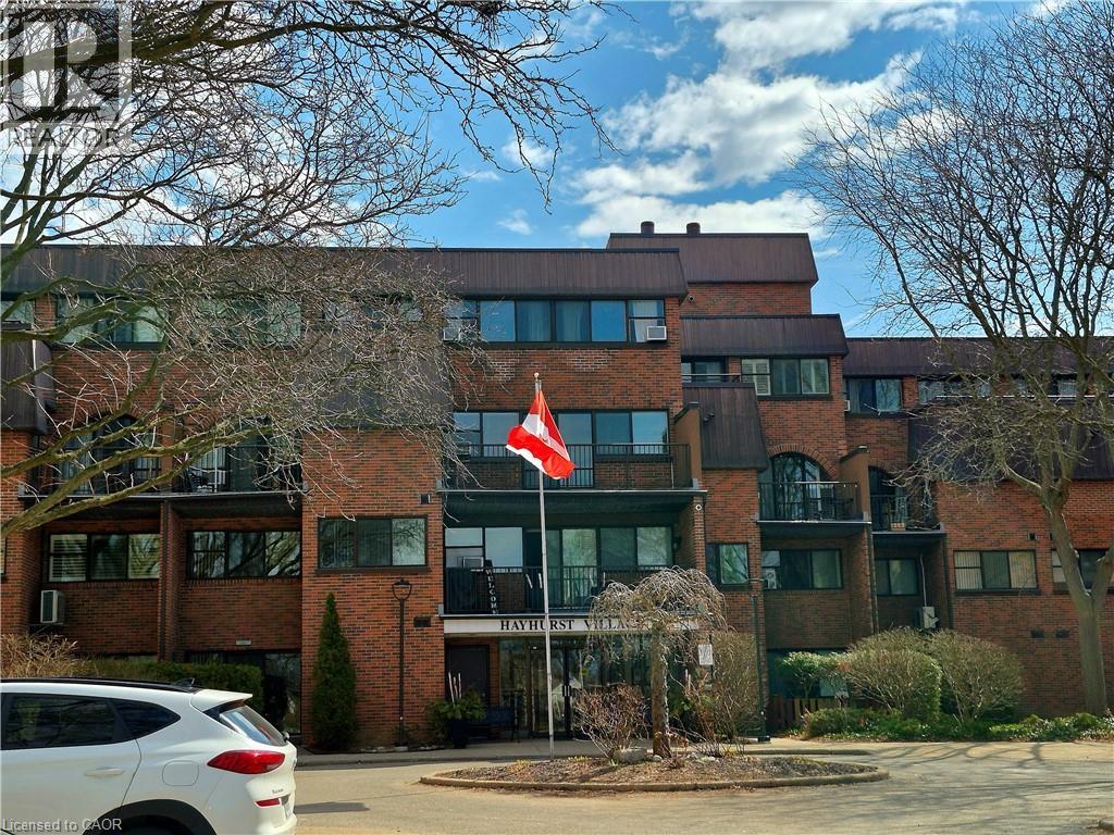 36 Hayhurst Road Unit# 334, Brantford, Ontario  N3R 6Y9 - Photo 2 - 40809820