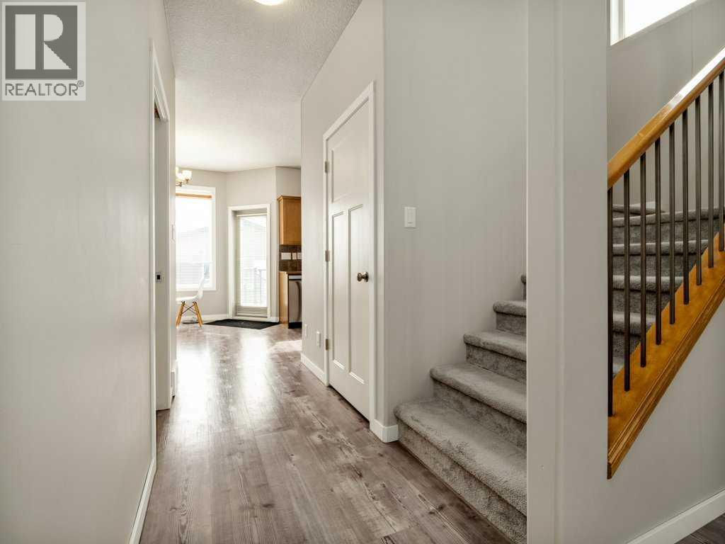 146 Silkstone Road W, Lethbridge, Alberta  T1J 4C1 - Photo 11 - A2297120