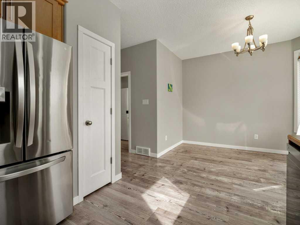 146 Silkstone Road W, Lethbridge, Alberta  T1J 4C1 - Photo 21 - A2297120