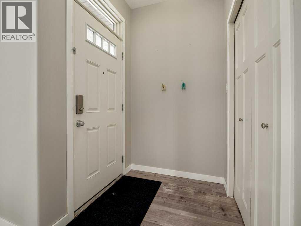 146 Silkstone Road W, Lethbridge, Alberta  T1J 4C1 - Photo 6 - A2297120