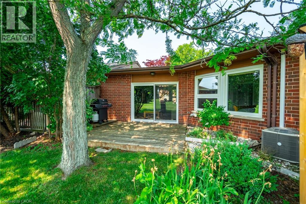 1 Archdeacon Clark Trail, Hamilton, Ontario  L9B 2M2 - Photo 34 - 40813032