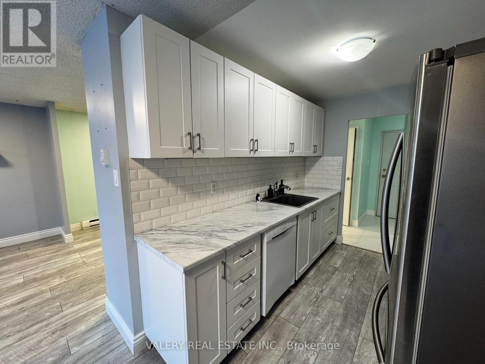 106 - 65 HIGHLAND CRES CRESCENT, Kitchener, Ontario