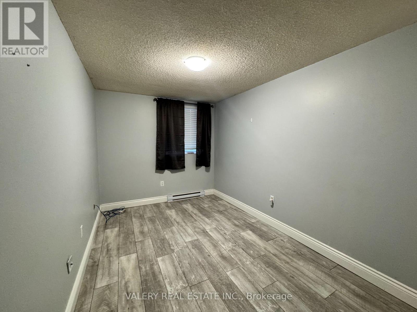 106 - 65 Highland Cres Crescent, Kitchener, Ontario  N2M 5M8 - Photo 6 - X12936088