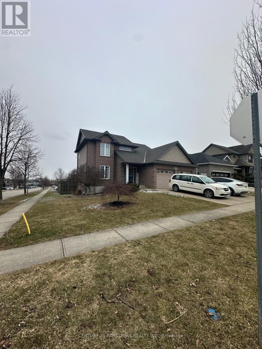 100 Southview Court, Woodstock, Ontario  N4S 9A5 - Photo 2 - X12936106