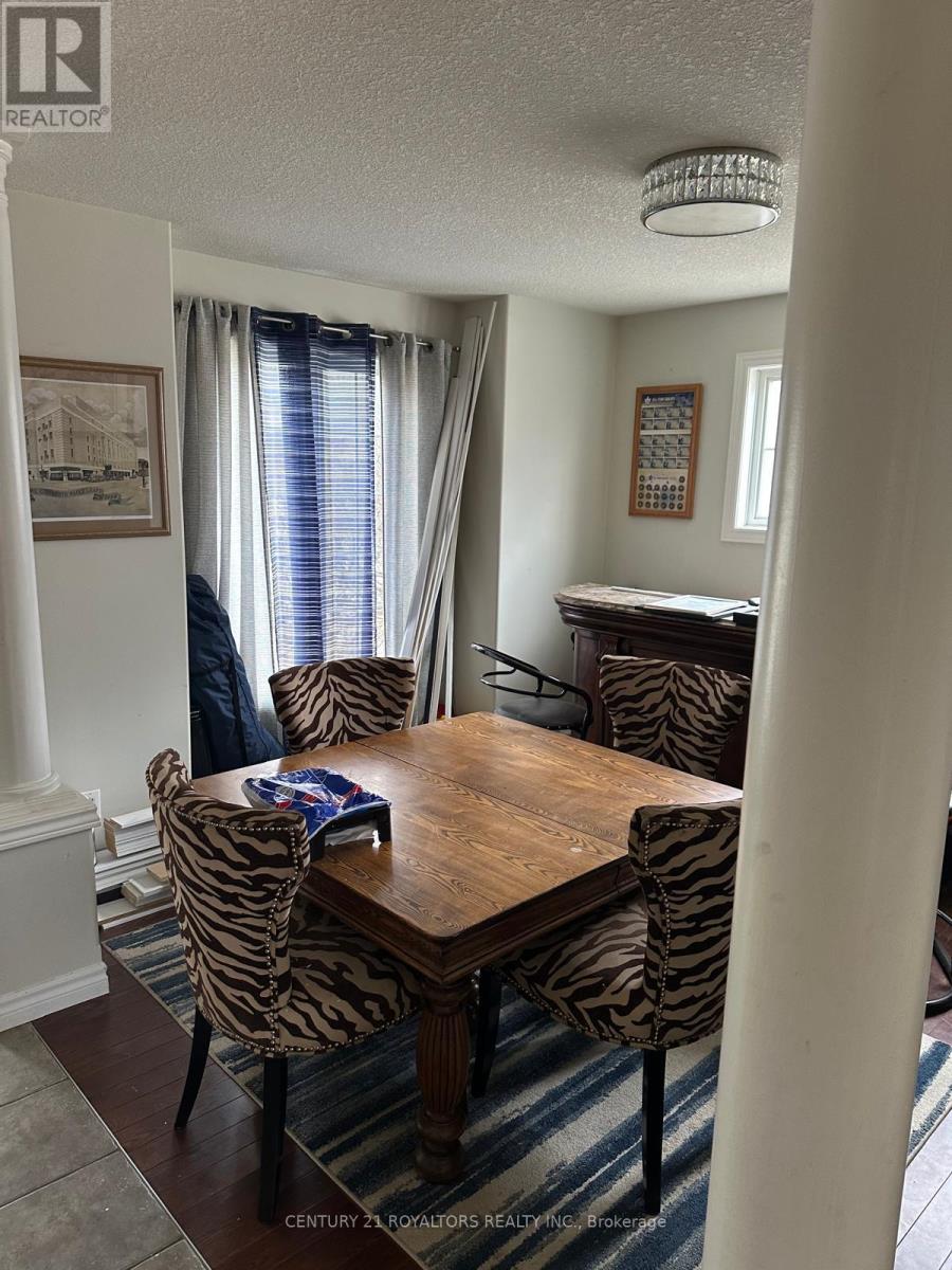 100 Southview Court, Woodstock, Ontario  N4S 9A5 - Photo 8 - X12936106