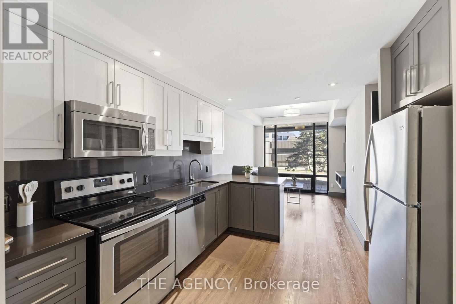 219 - 330 Phillip Street, Waterloo, Ontario  N2L 3W9 - Photo 11 - X12936118