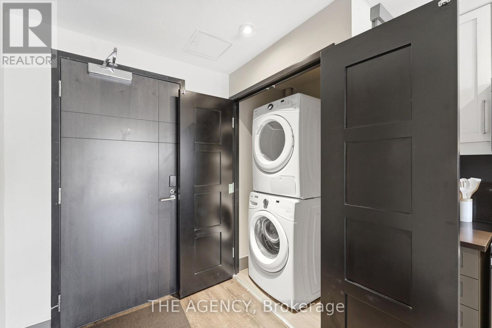 219 - 330 Phillip Street, Waterloo, Ontario  N2L 3W9 - Photo 23 - X12936118