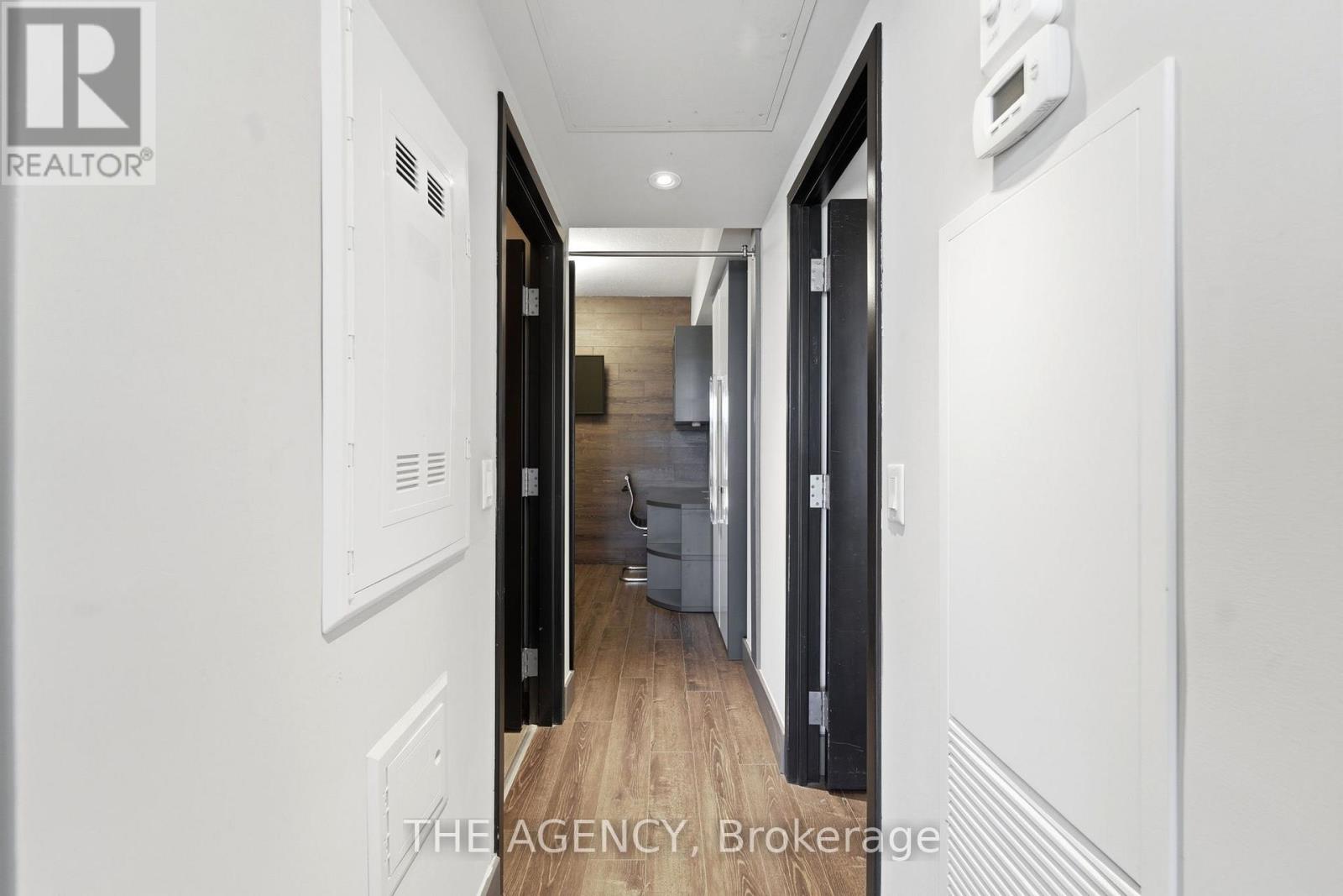 219 - 330 Phillip Street, Waterloo, Ontario  N2L 3W9 - Photo 5 - X12936118