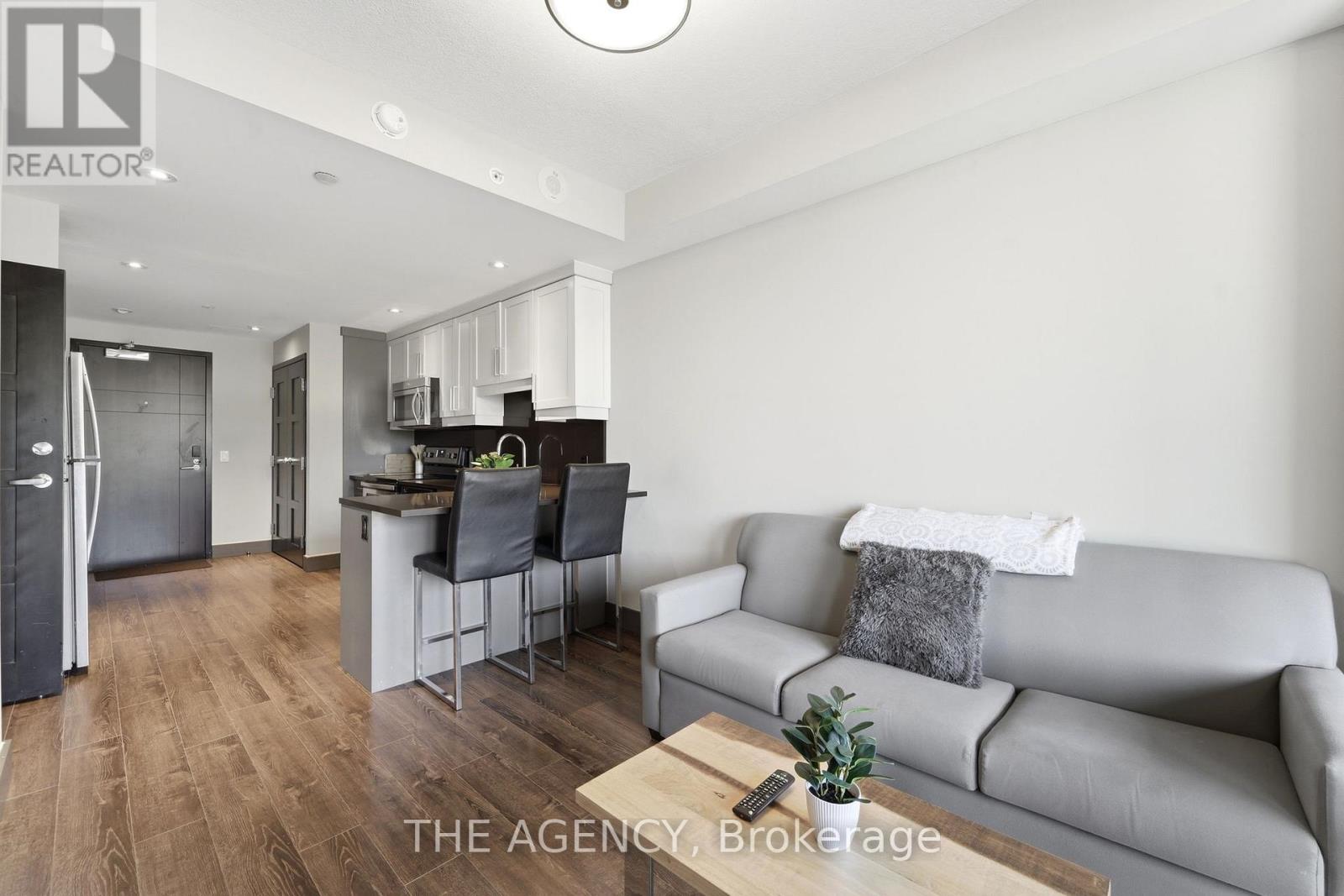 219 - 330 Phillip Street, Waterloo, Ontario  N2L 3W9 - Photo 9 - X12936118