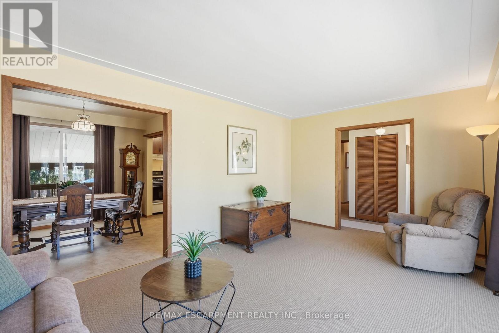 54 Nelson Street, Hamilton, Ontario  L0R 2H0 - Photo 11 - X12936126