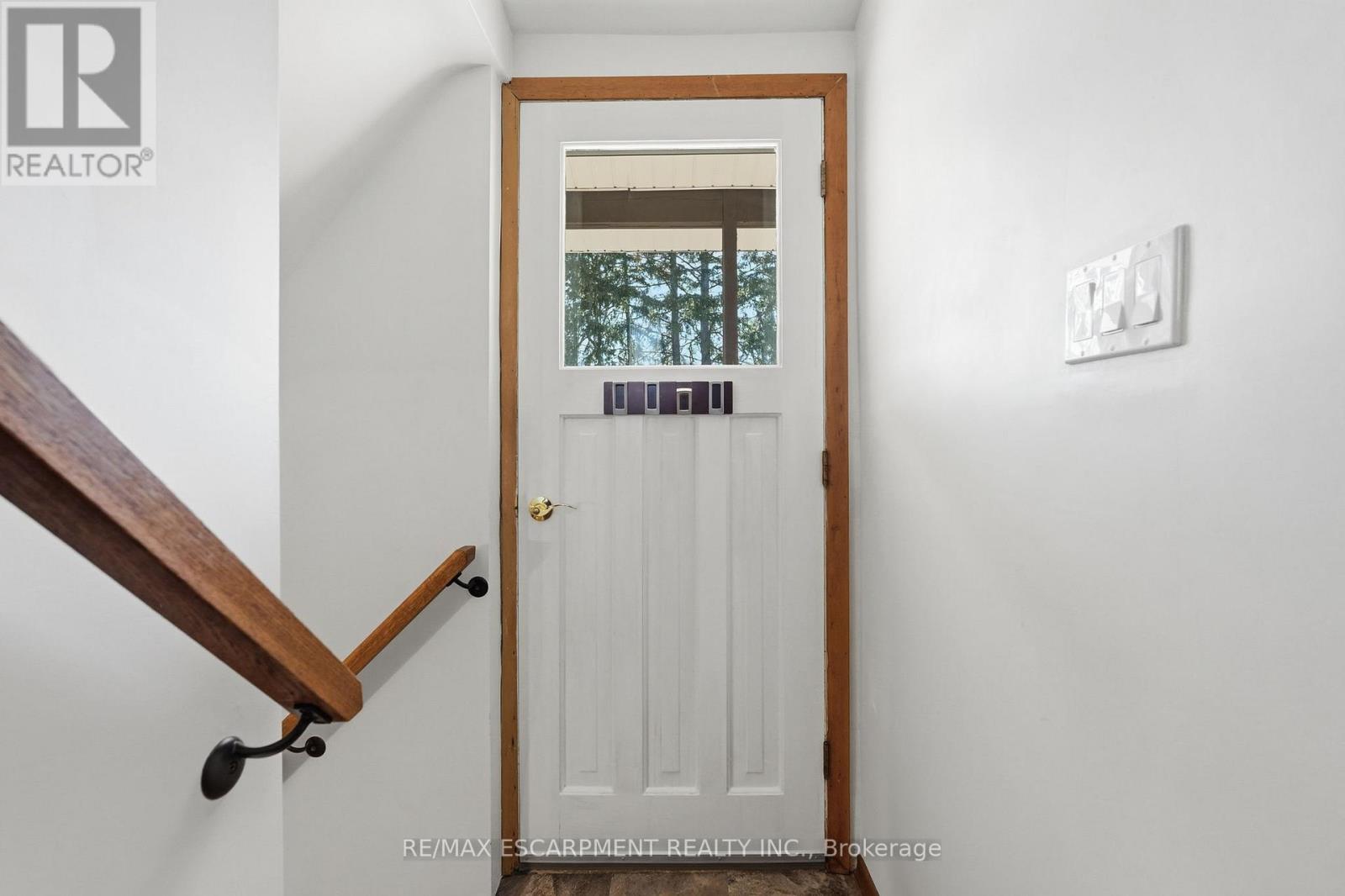 54 Nelson Street, Hamilton, Ontario  L0R 2H0 - Photo 30 - X12936126