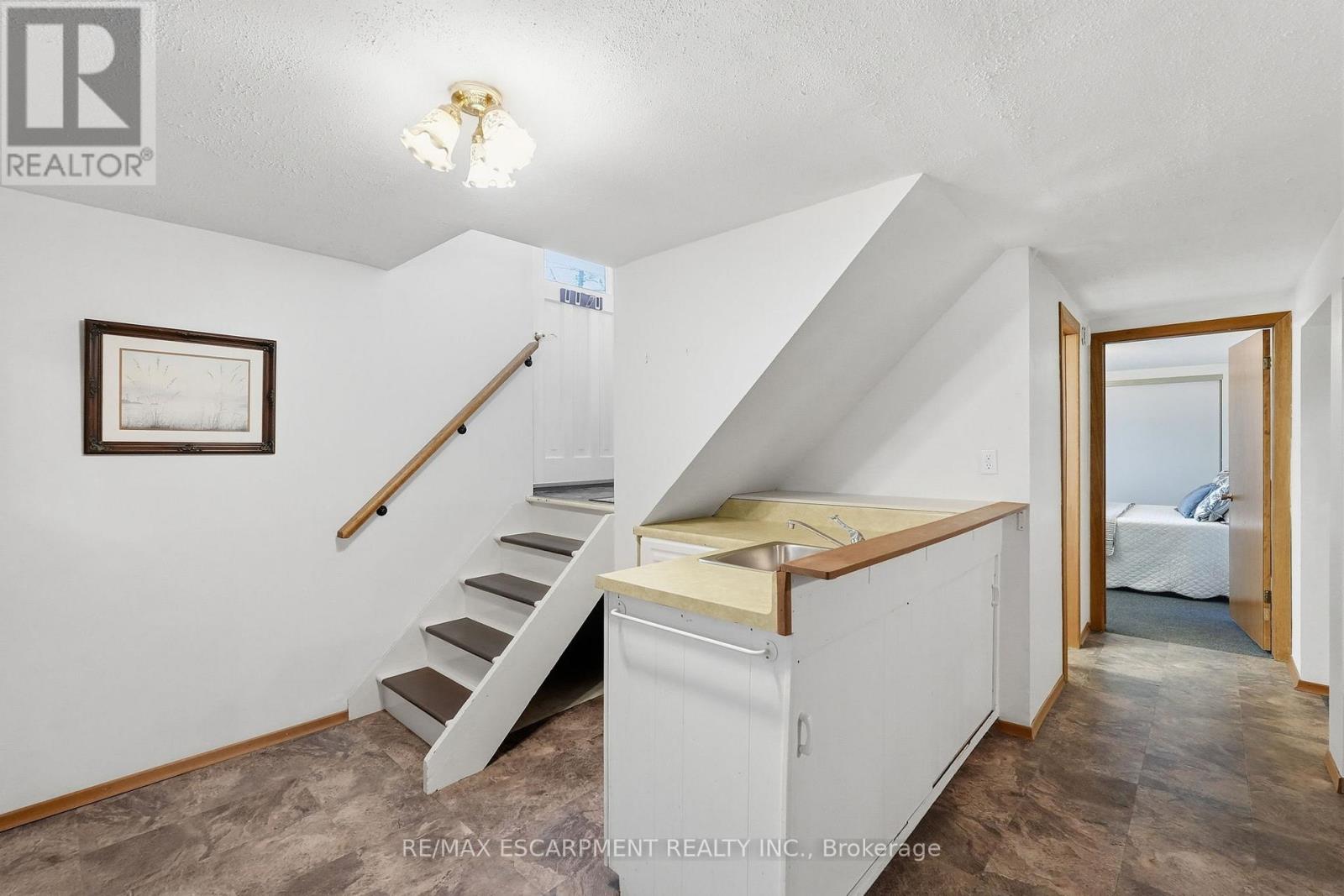 54 Nelson Street, Hamilton, Ontario  L0R 2H0 - Photo 31 - X12936126