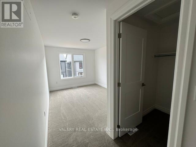 3 - Upper - 7489 Marvel Drive, Niagara Falls, Ontario  L2H 3V7 - Photo 8 - X12936214