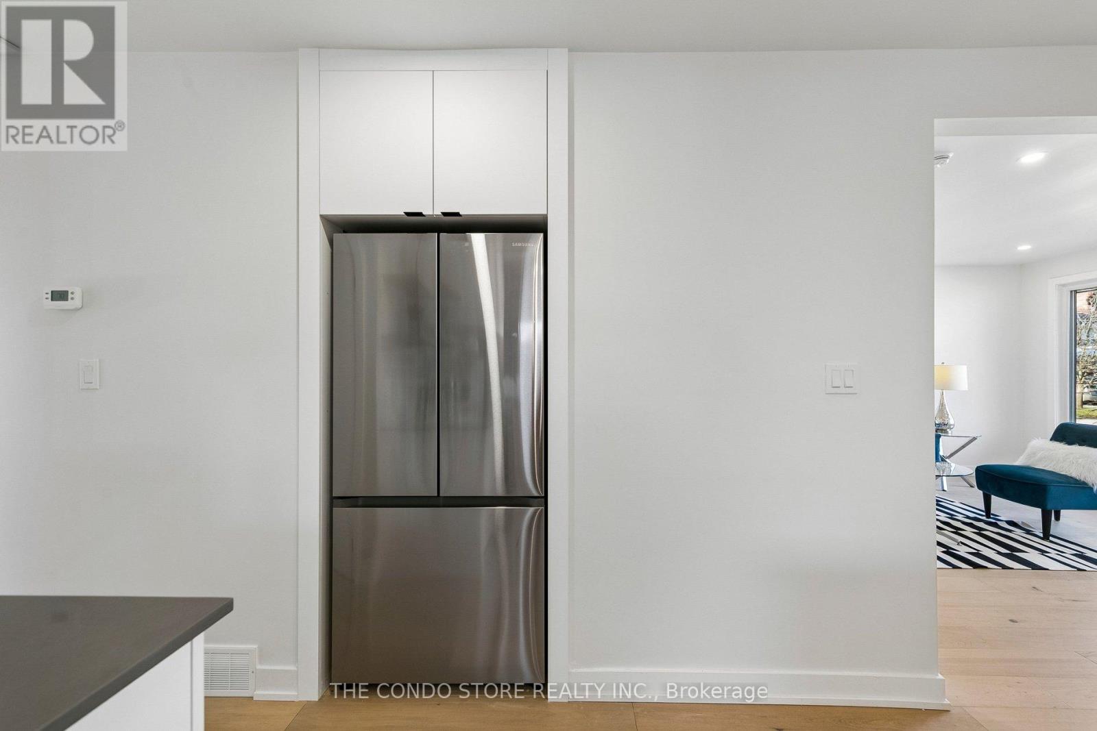 15 Colonial Court, Hamilton, Ontario  L8K 4H2 - Photo 12 - X12936252