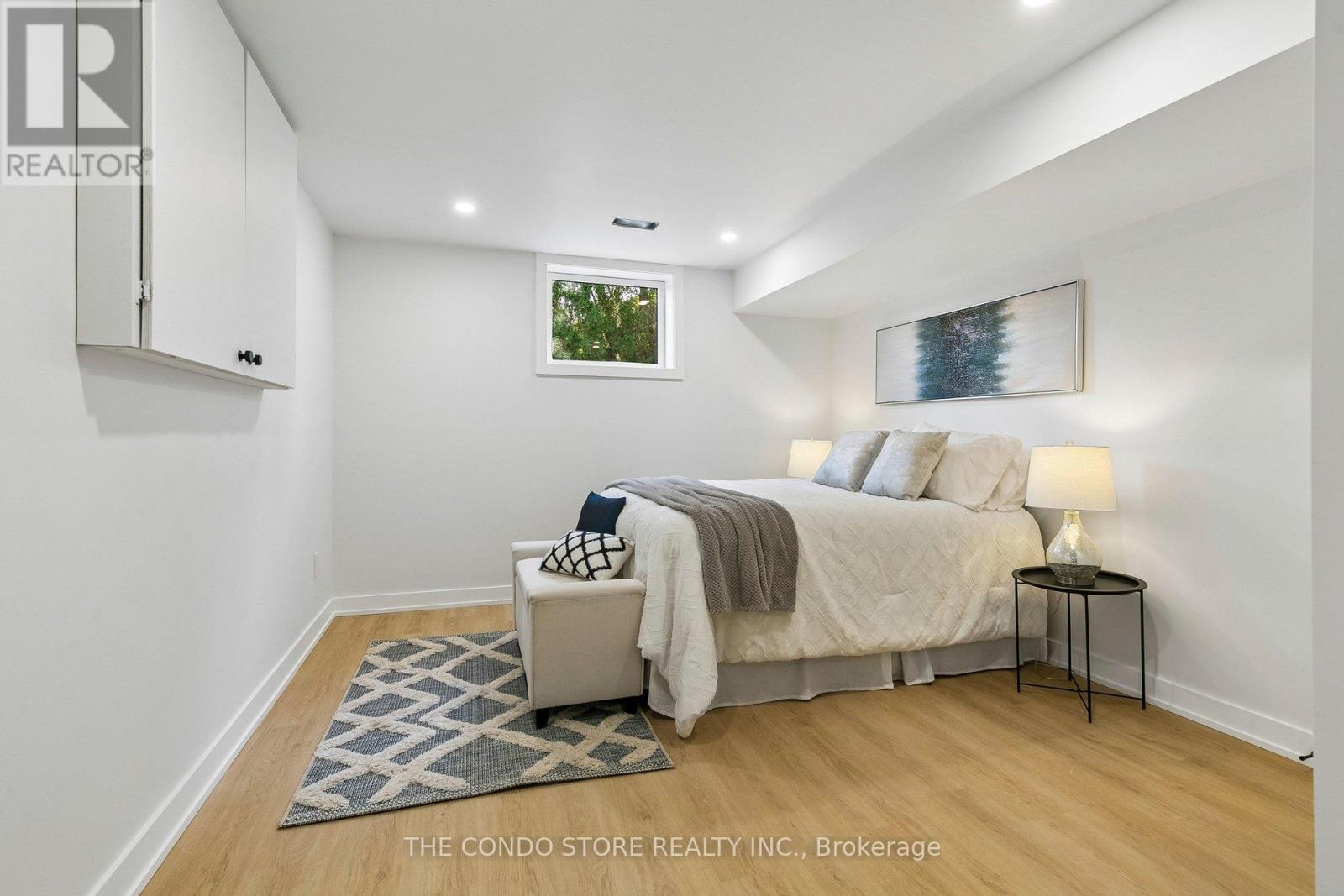 15 Colonial Court, Hamilton, Ontario  L8K 4H2 - Photo 26 - X12936252