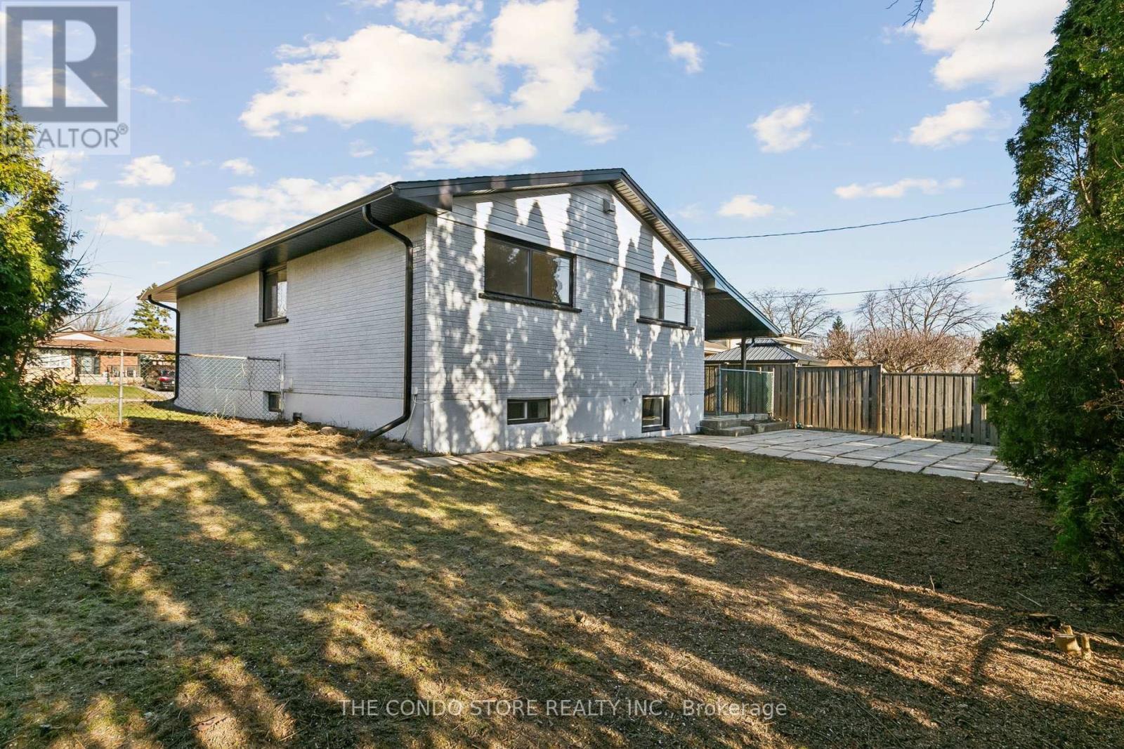 15 Colonial Court, Hamilton, Ontario  L8K 4H2 - Photo 28 - X12936252