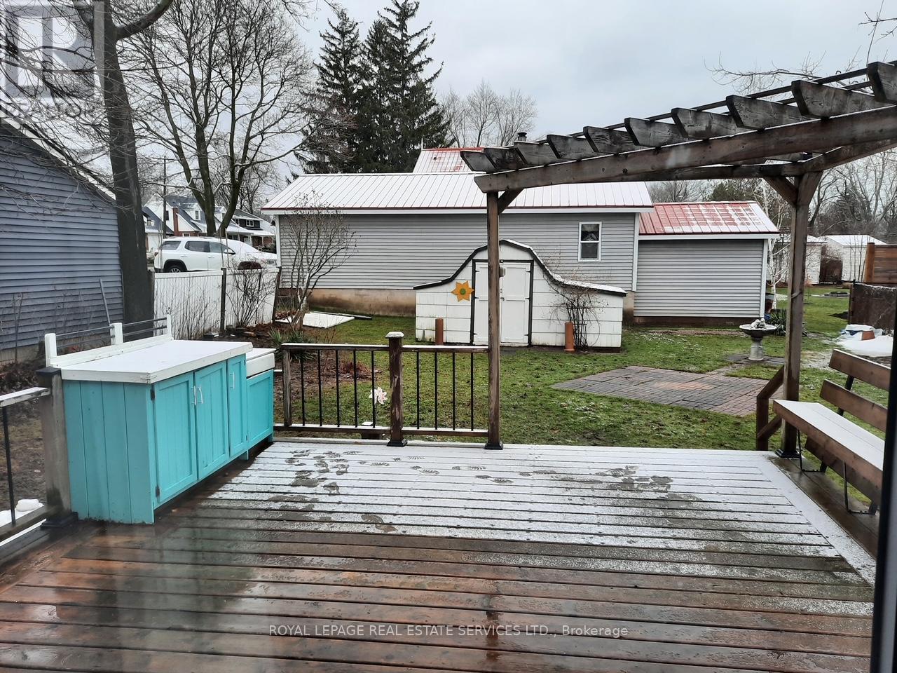 256 Ridge Road S, Fort Erie, Ontario  L0S 1B0 - Photo 17 - X12936262