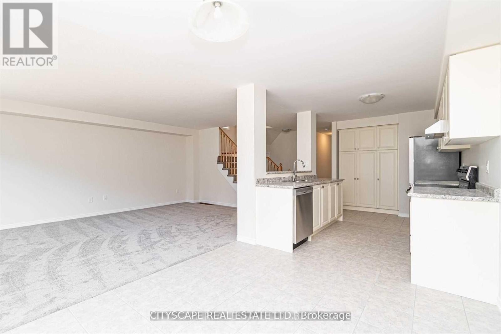 11 Beatty Avenue, Thorold, Ontario  L3B 5N5 - Photo 10 - X12936276