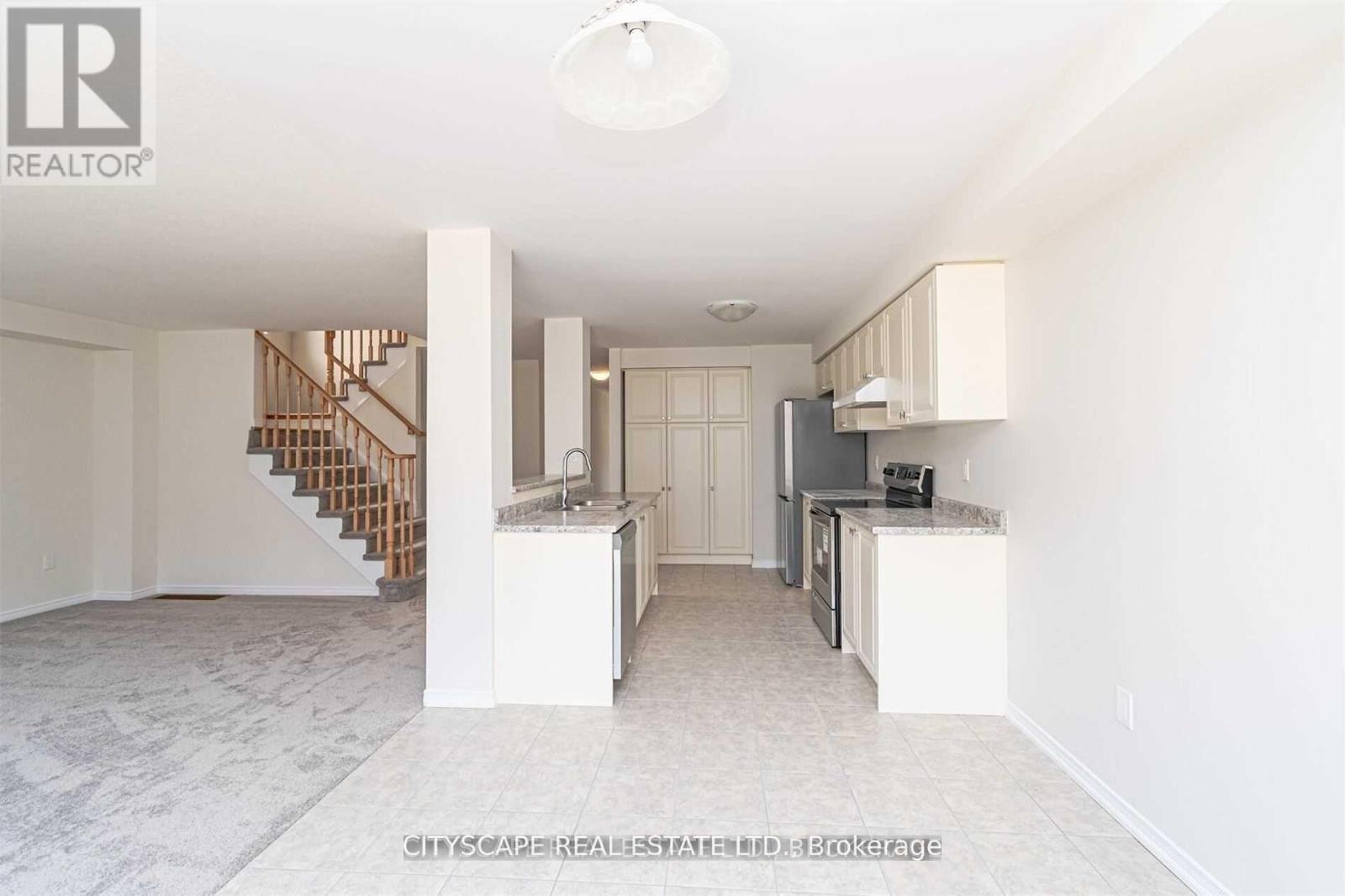 11 Beatty Avenue, Thorold, Ontario  L3B 5N5 - Photo 12 - X12936276