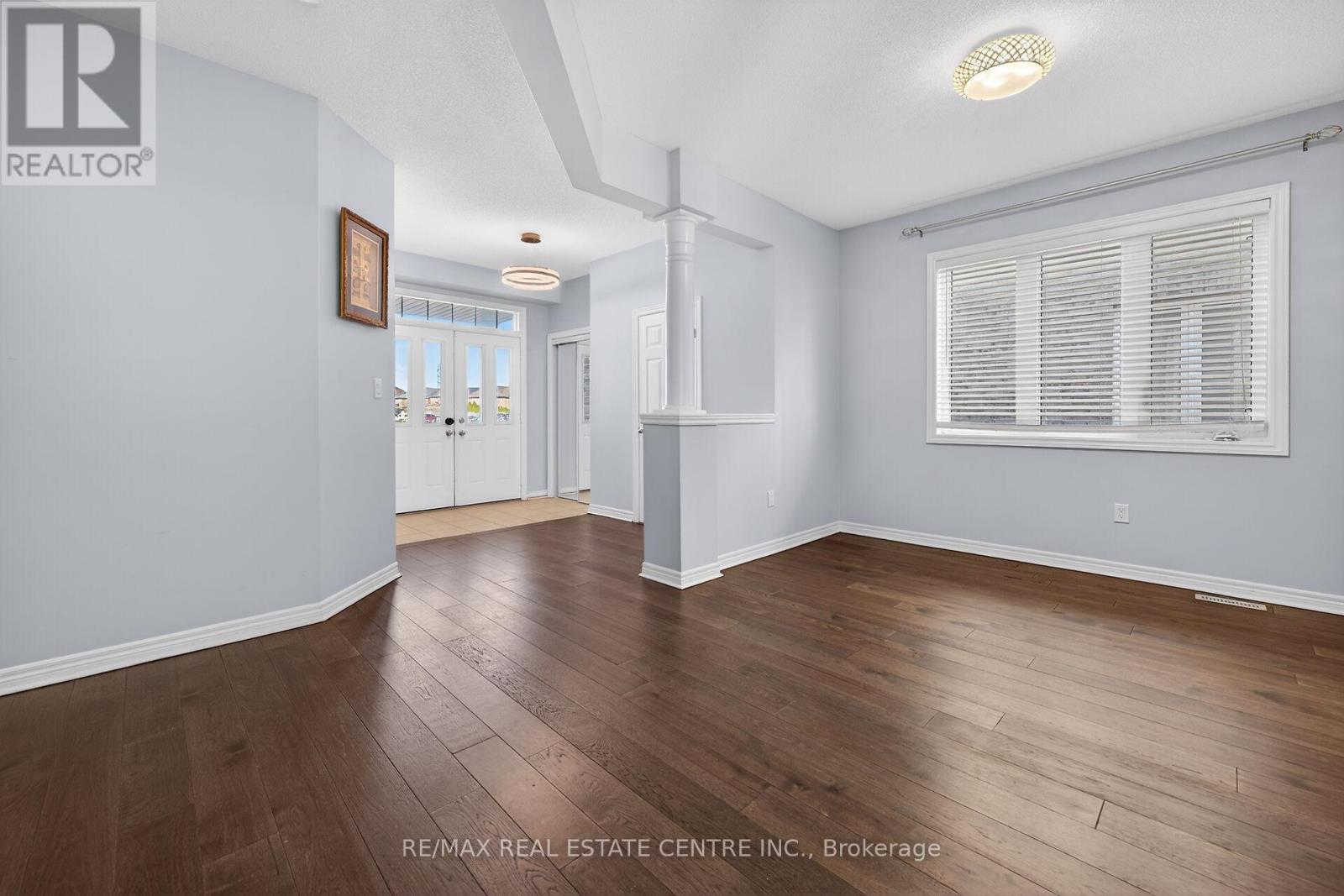 244 Raymond Road, Hamilton, Ontario  L9K 0H5 - Photo 11 - X12936284