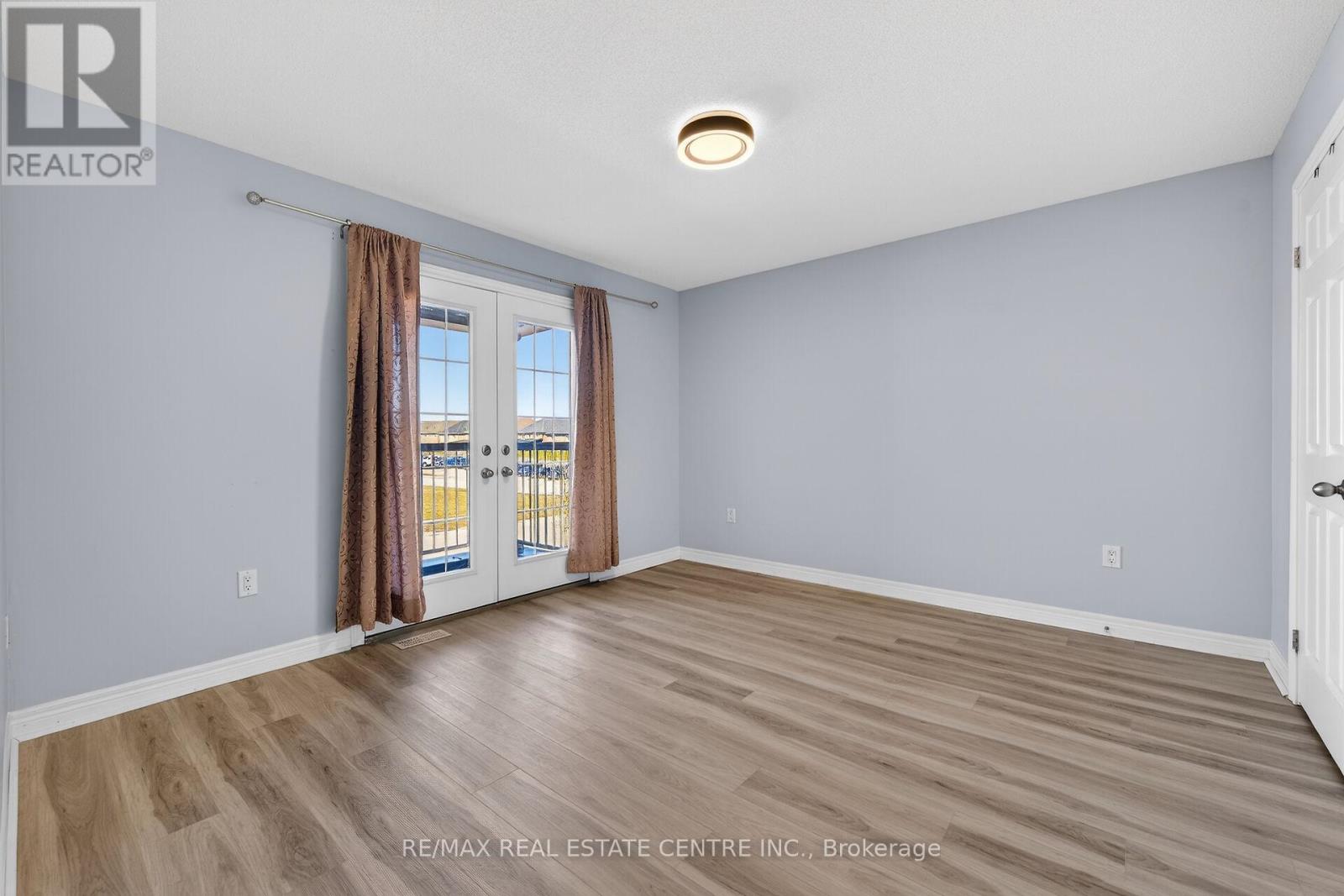 244 Raymond Road, Hamilton, Ontario  L9K 0H5 - Photo 31 - X12936284