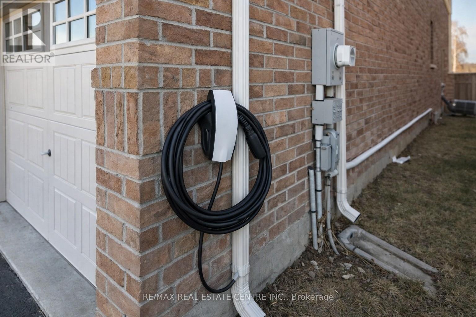 244 Raymond Road, Hamilton, Ontario  L9K 0H5 - Photo 39 - X12936284