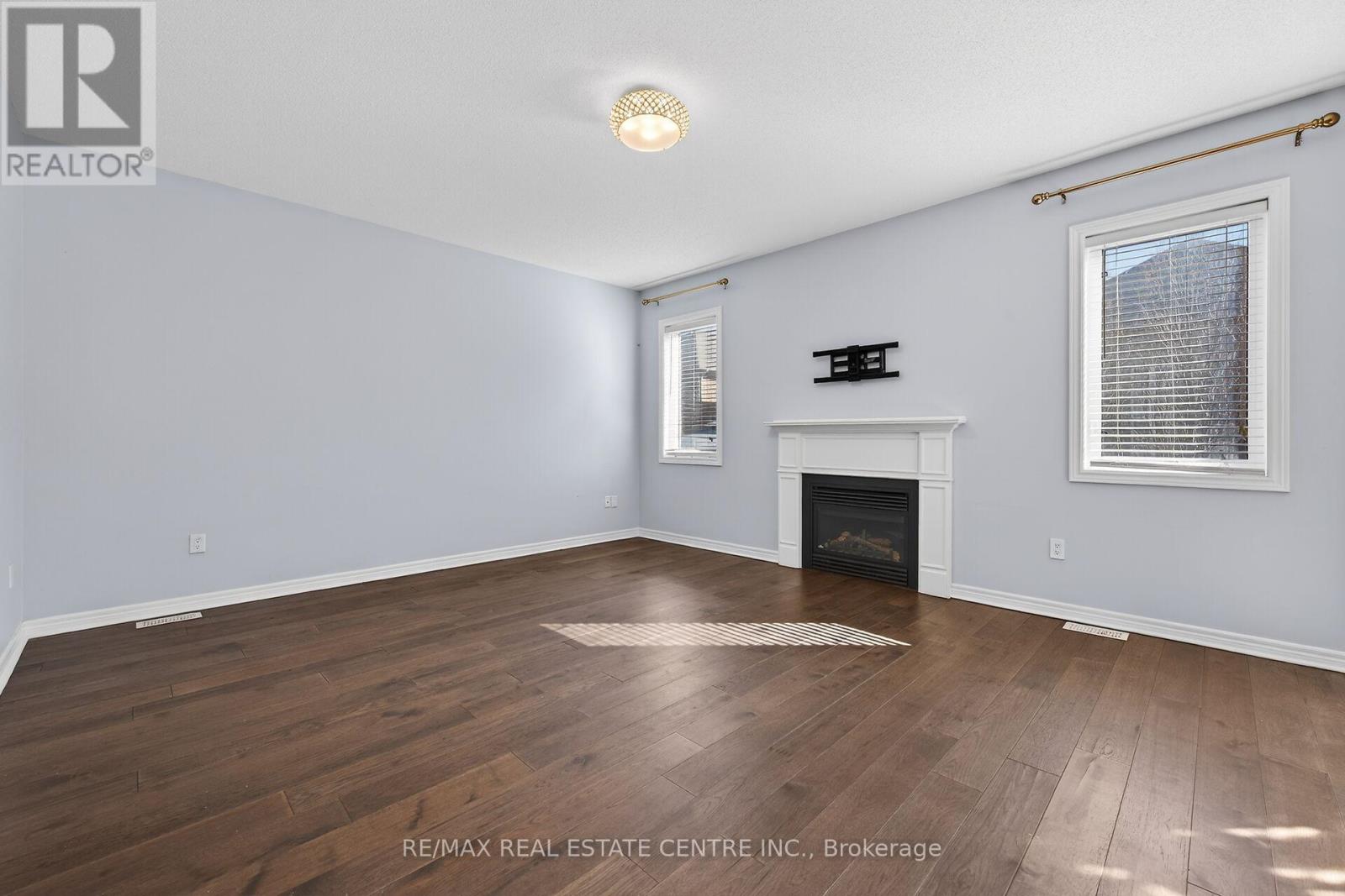 244 Raymond Road, Hamilton, Ontario  L9K 0H5 - Photo 8 - X12936284