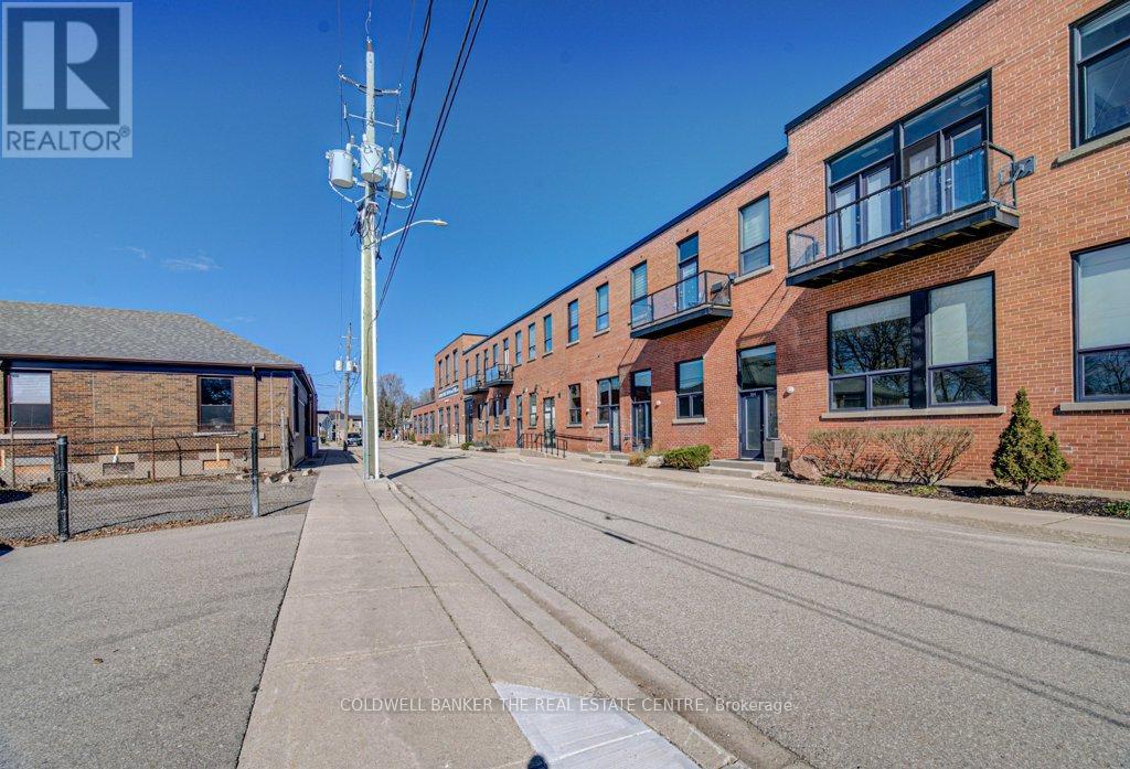 103 - 85 Spruce Street, Cambridge, Ontario  N1R 4K4 - Photo 6 - X12936286