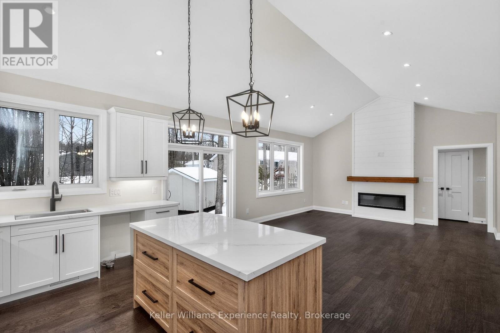 62 Rue Vanier, Tiny, Ontario  L9M 0J2 - Photo 7 - S12716702