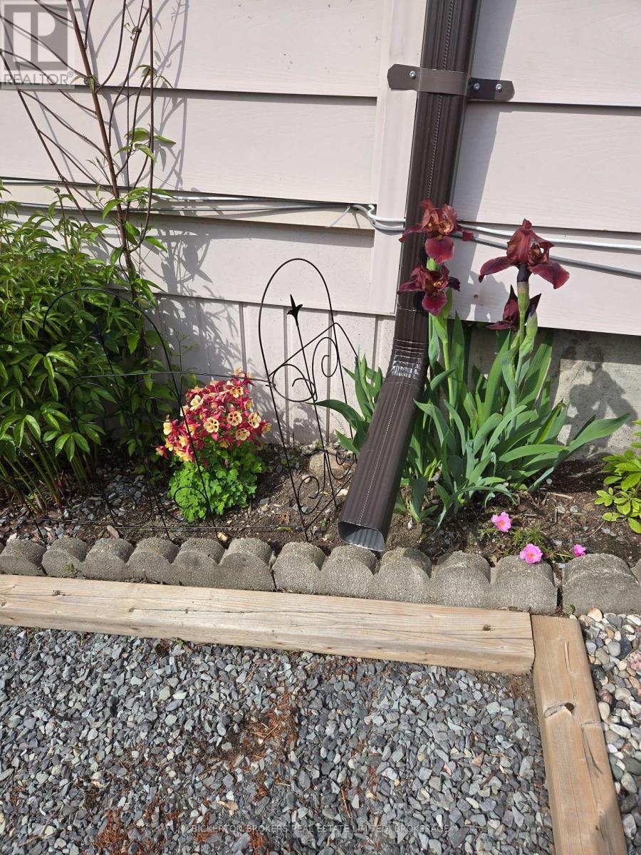 292 William Street N, Gananoque, Ontario  K7G 1S5 - Photo 35 - X12750748